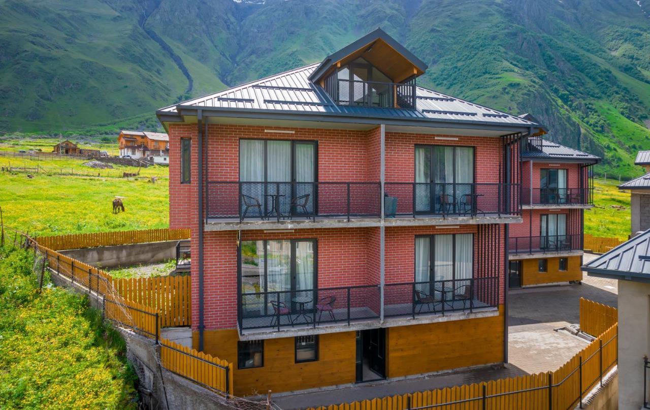 Devdaraki Apartments Казбеги Экстерьер фото